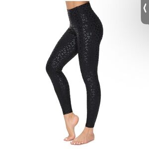 NWT Dragon Fit black high rise compression leopard embossed leggings
